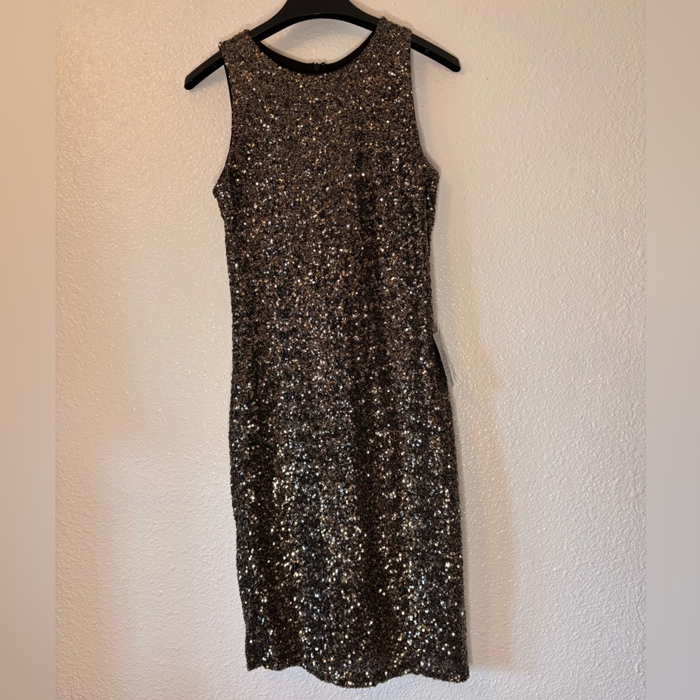 Badgley Mischka Glittering Black and Gold Midi Dress